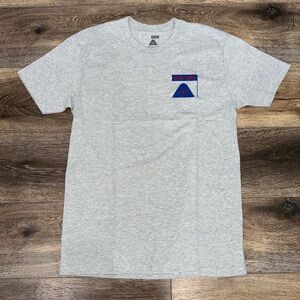 NWOT New York Rangers Logo POLER Camp Vibes Short Sleeve Shirt in Gray Size M